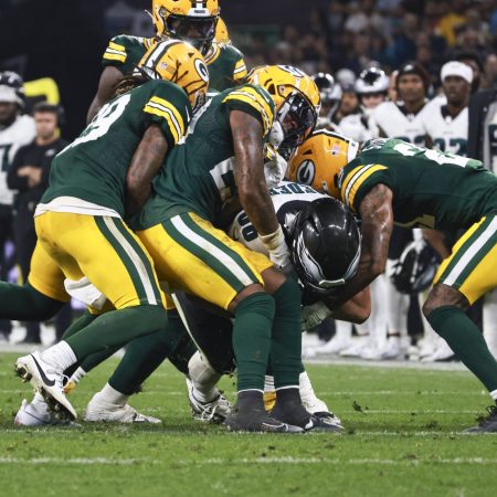 Packers vs Dolphins Thanksgiving Betting Preview: Why Green Bay -3 is the Best Bet