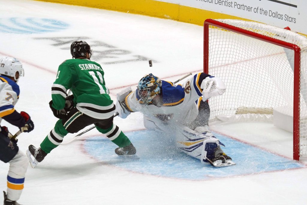 Blues vs Bruins Moneyline Prediction