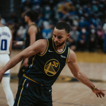 NBA Christmas Day 2024: Betting Insights and Matchup Analysis for Knicks, Warriors, Mavericks, and Celtics