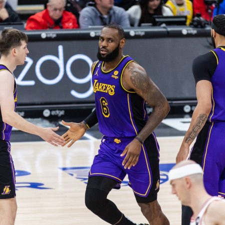 🏀 Ultimate Lakers vs Hornets Betting Preview: 3 Reasons to Back LA at Betsmith!
